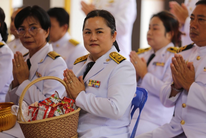 ม.นครพนม ร่วมกิจกรรมเจริญพระพุทธมนต์และทำบุญตักบาตรถวายเป็นพระราชกุศล เนื่องในโอกาสพระราชพิธีมหามงคลเฉลิมพระชนมพรรษา 6 รอบ 28 กรกฎาคม 2567