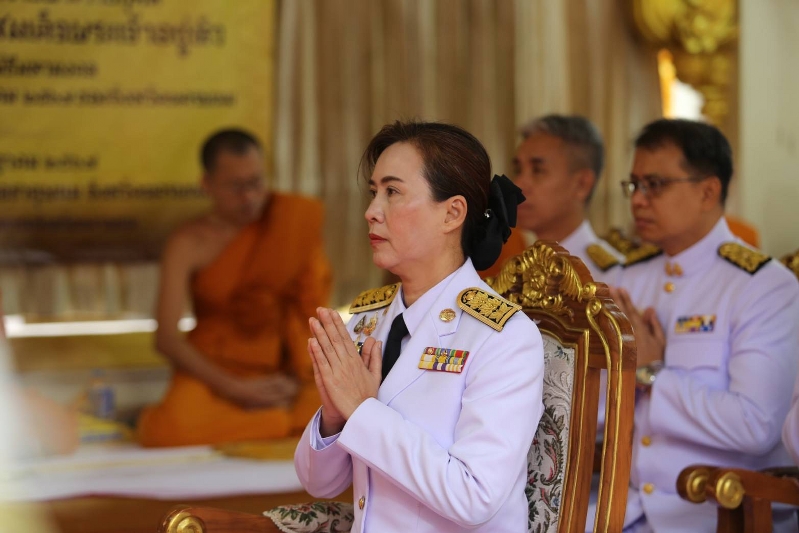 ม.นครพนม ร่วมกิจกรรมเจริญพระพุทธมนต์และทำบุญตักบาตรถวายเป็นพระราชกุศล เนื่องในโอกาสพระราชพิธีมหามงคลเฉลิมพระชนมพรรษา 6 รอบ 28 กรกฎาคม 2567