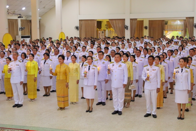 ม.นครพนม ร่วมถวายเครื่องราชสักการะ วางพานพุ่มเงิน และถวายสัตย์ปฏิญาณเพื่อเป็นข้าราชการที่ดีและพลังของแผ่นดิน