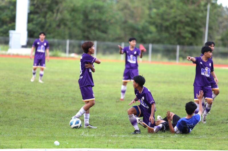 ม.นครพนม จัดแข่งขันกีฬาฟุตบอลเยาวชน ต้านภัยยาเสพติด เทิดไท้องค์ราชัน “มหาวิทยาลัยนครพนม คัพ ครั้งที่ 8”