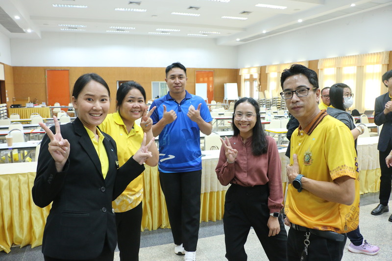 ม.นครพนม จัดโครงการฝึกอบรมการใช้สื่อออนไลน์ในการปฏิบัติงานอย่างสร้างสรรค์