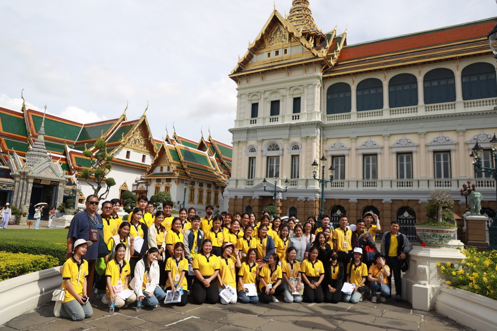วิทยาลัยการท่องเที่ยวและอุตสาหกรรมบริการ จัดกิจกรรมฝึกปฏิบัตินำเที่ยวตามเส้นทางที่กำหนด โดยกรมการท่องเที่ยว กระทรวงท่องเที่ยวและกีฬา (Field Trips)