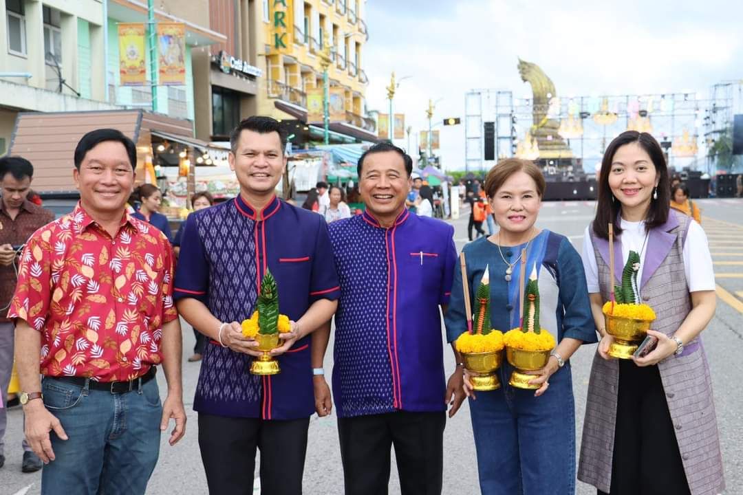 ม.นครพนม ร่วมพิธีเปิดโครงการกระตุ้นเศรษฐกิจด้านการส่งเสริมการท่องเที่ยวเมืองน่าเที่ยว