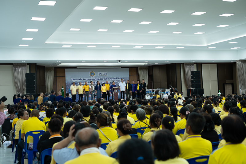 ม.นครพนม เข้าร่วมพิธีมอบเครื่องช่วยกายอุปกรณ์และอุปกรณ์การแพทย์ กองทุนฟื้นฟูสมรรถภาพจังหวัดนครพนม