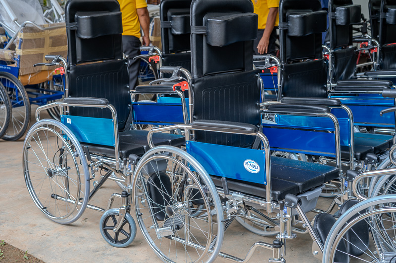 ม.นครพนม เข้าร่วมพิธีมอบเครื่องช่วยกายอุปกรณ์และอุปกรณ์การแพทย์ กองทุนฟื้นฟูสมรรถภาพจังหวัดนครพนม