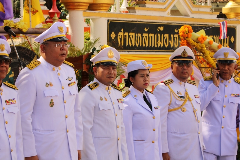 ม.นครพนม ร่วมพิธีอัญเชิญไฟพระฤกษ์ แห่ปราสาทผึ้ง ประเพณีออกพรรษาและไหลเรือไฟ ประจำปี 2567