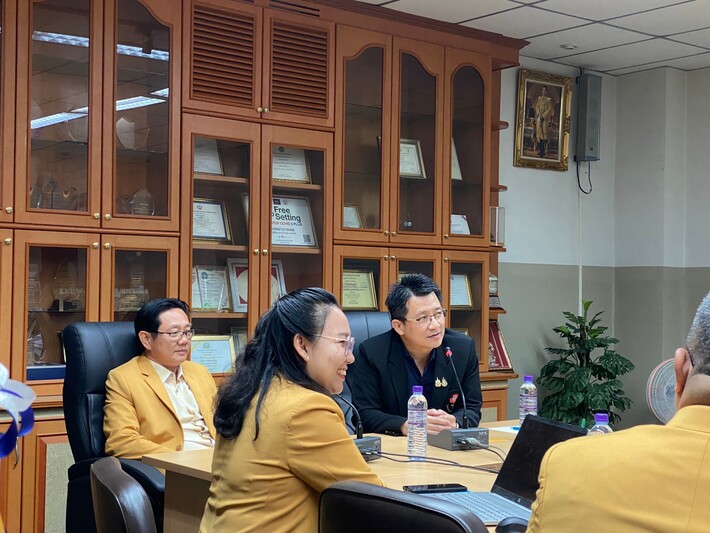 ม.นครพนม เข้าหารือแนวทางการวางแผน การผลิตแพทย์ และบุคลากรด้านสาธารณสุข ภายใต้โครงการ 9 หมอ ณ โรงพยาบาลเลย