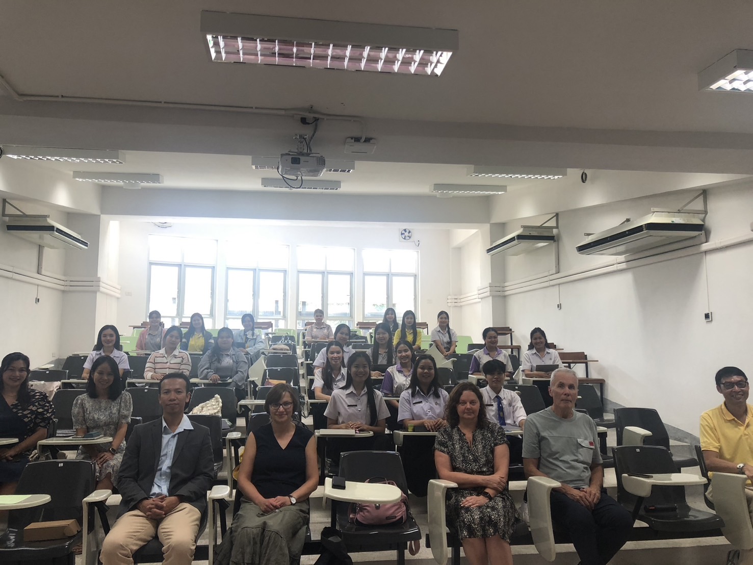 คณะวิทยาศาสตร์ ม.นครพนม จัดบรรยายพิเศษ AgroCrop Future and Research in Estonia