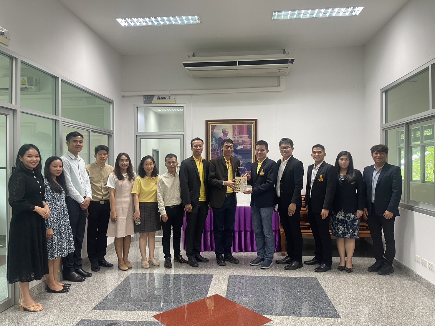 คณะวิทยาศาสตร์ ม.นครพนม ต้อนรับวิทยาลัยแพทยศาสตร์พระมงกุฎ หารือความร่วมมือทางวิชาการยกระดับองค์ความรู้ด้านสมุนไพรท้องถิ่น