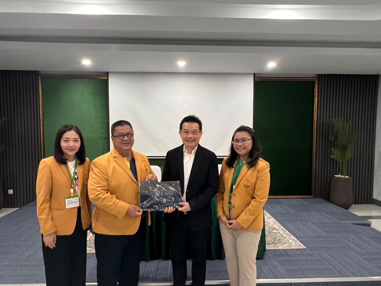 มหาวิทยาลัยนครพนมร่วมประชุมวิชาการนานาชาติ GMSARN ครั้งที่ 19