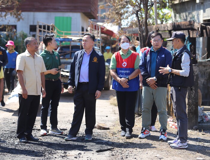 ม.นครพนม มอบสิ่งของช่วยเหลือผู้ประสบอัคคีภัยในพื้นที่ อ.ศรีสงคราม จ.นครพนม