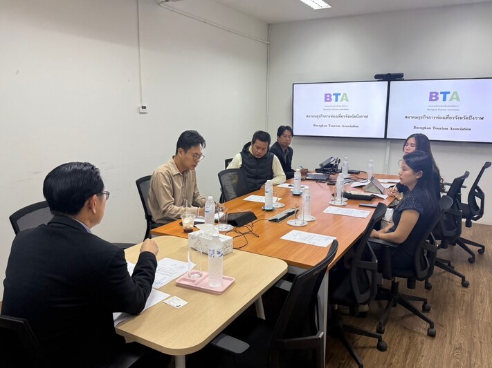 ม.นครพนม แนะแนวทางควบคุมและการกำจัดวัชพืชแหล่งท่องเที่ยวบึงโขงหลง จ.บึงกาฬ