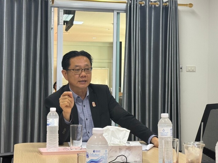 ม.นครพนม แนะแนวทางควบคุมและการกำจัดวัชพืชแหล่งท่องเที่ยวบึงโขงหลง จ.บึงกาฬ