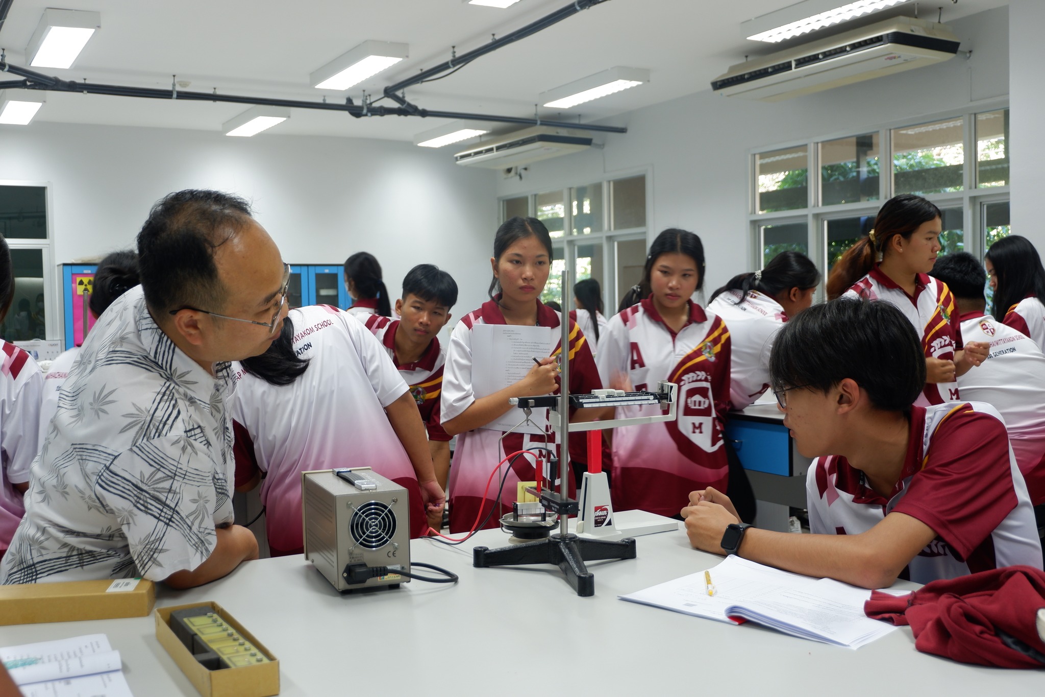 คณะวิทยาศาสตร์จัดกิจกรรมอบรมเชิงปฏิบัติการทางวิทยาศาสตร์นักเรียนโครงการห้องเรียนพิเศษ (Advanced Program : AP) โรงเรียนมหาชนะชัยวิทยาคม