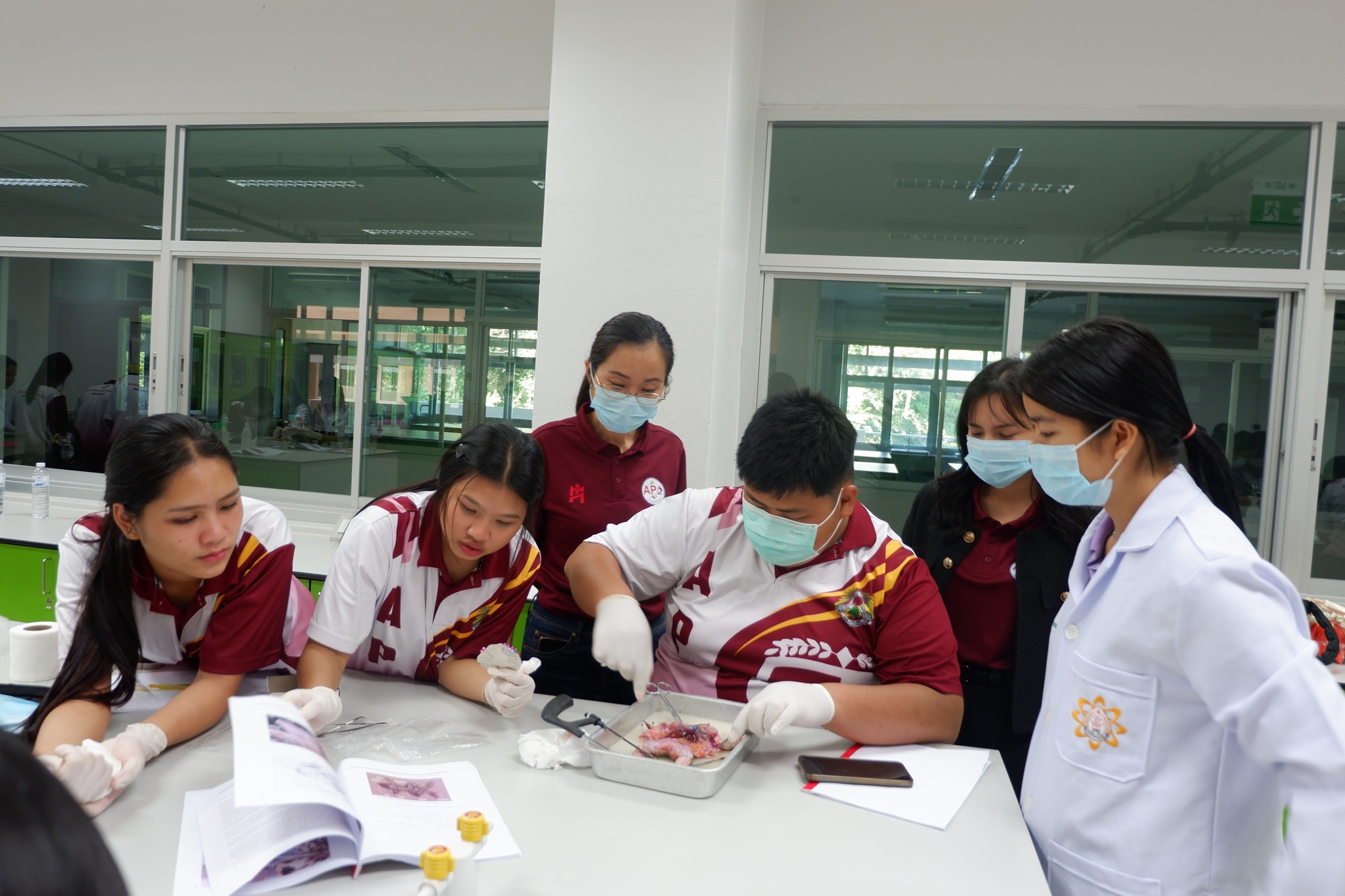 คณะวิทยาศาสตร์จัดกิจกรรมอบรมเชิงปฏิบัติการทางวิทยาศาสตร์นักเรียนโครงการห้องเรียนพิเศษ (Advanced Program : AP) โรงเรียนมหาชนะชัยวิทยาคม