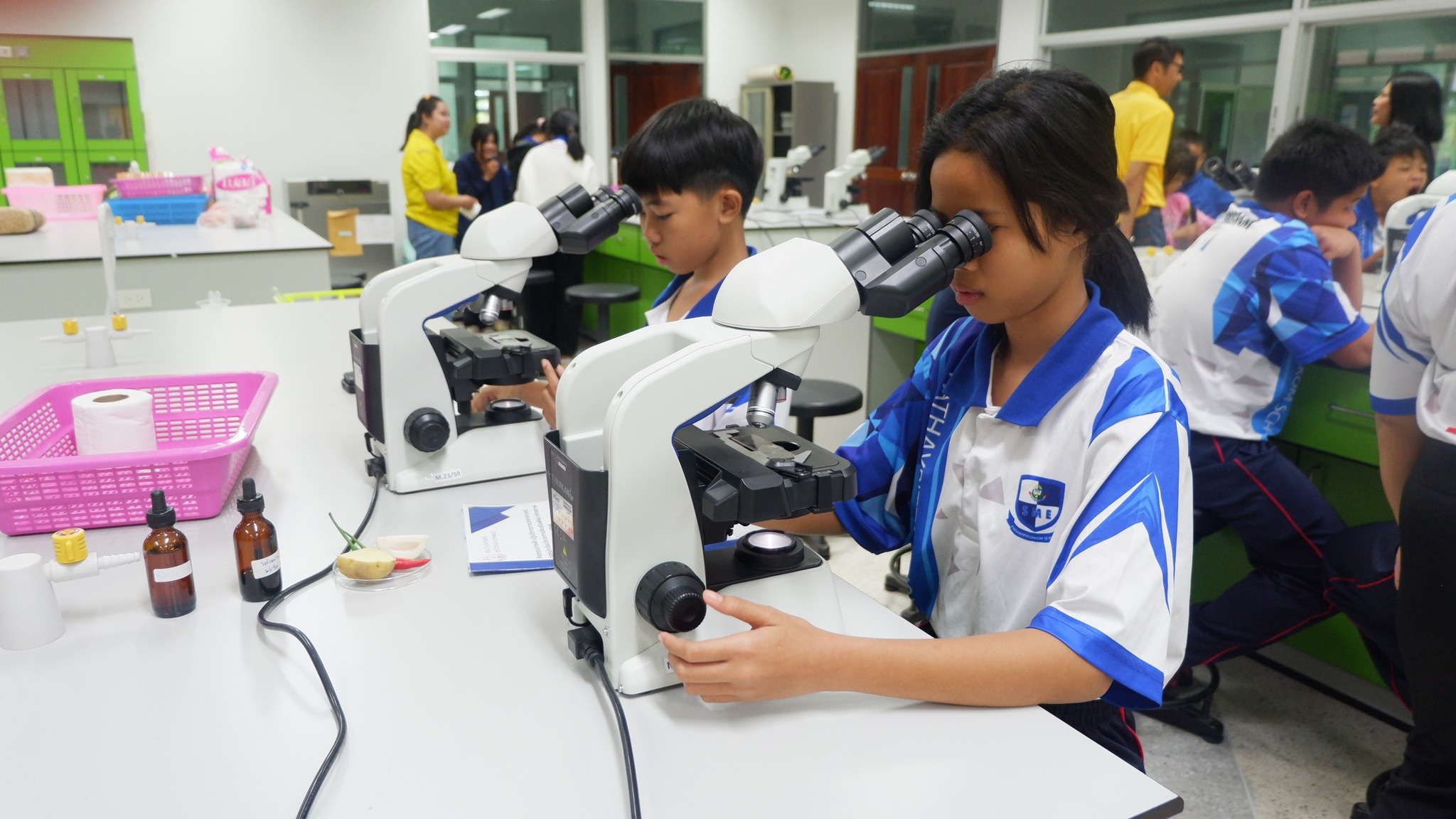 คณะวิทยาศาสตร์ จัดโครงการส่งเสริมพัฒนาศักยภาพผู้เรียนห้องเรียนพิเศษ SME โรงเรียนพะทายพิทยาคม