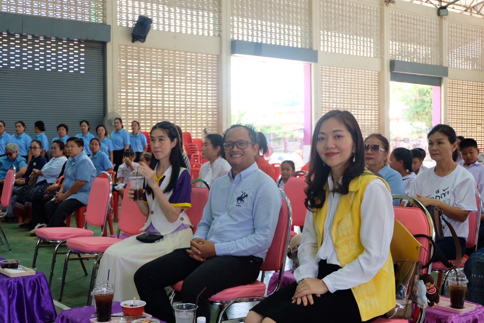 นักวิจัย ม.นครพนม ส่งมอบเครื่องย่อยวัสดุเหลือใช้เพื่อผลิตกระดาษใยกล้วย แก่โรงเรียนเทศบาล 1 (หนองแสง)