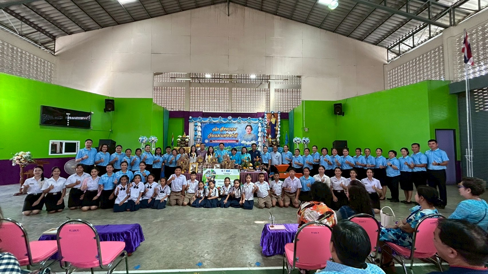 นักวิจัย ม.นครพนม ส่งมอบเครื่องย่อยวัสดุเหลือใช้เพื่อผลิตกระดาษใยกล้วย แก่โรงเรียนเทศบาล 1 (หนองแสง)