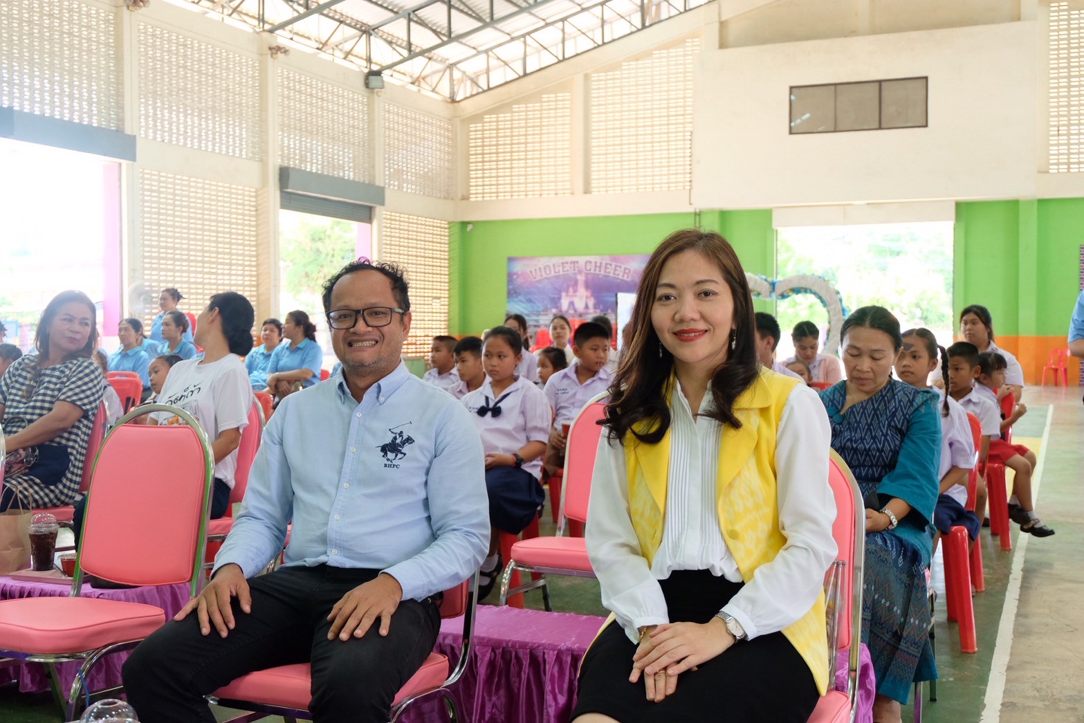 นักวิจัย ม.นครพนม ส่งมอบเครื่องย่อยวัสดุเหลือใช้เพื่อผลิตกระดาษใยกล้วย แก่โรงเรียนเทศบาล 1 (หนองแสง)