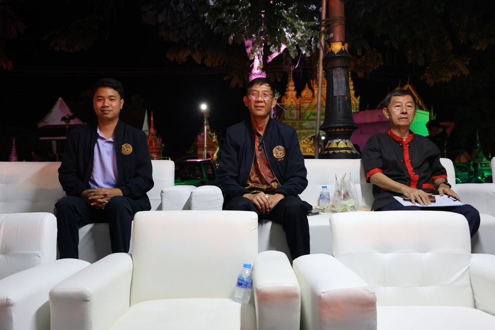 มหาวิทยาลัยนครพนมร่วมตัดสินการประกวด “เรือไฟรักษ์โลก (เรือไฟวิทยาศาสตร์)” ในงานไหลเรือไฟนครพนม 2568