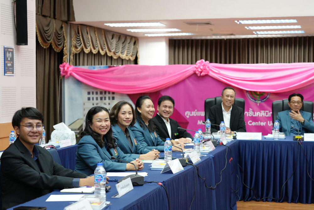คณะแพทยศาสตร์ ม.นครพนม ศึกษาดูงานศูนย์แพทยศาสตรศึกษาชั้นคลินิก โรงพยาบาลอุดรธานี เตรียมพัฒนาโรงพยาบาลนครพนมสู่ศูนย์การแพทย์ชั้นคลินิก
