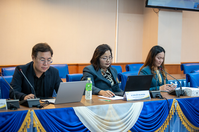 คณะแพทยศาสตร์ มหาวิทยาลัยนครพนม จัดประชุมวิพากษ์หลักสูตรแพทยศาสตรบัณฑิต เดินหน้าพัฒนาหลักสูตรผลิตแพทย์คุณภาพ