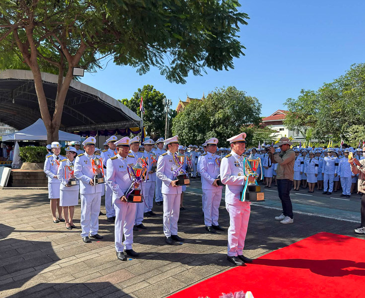 ม.นครพนม ร่วมอัญเชิญถ้วยพระราชทาน เปิดศึกเรือยาวสัมพันธ์ไทย–ลาว สืบสานวิถีลุ่มน้ำโขง
