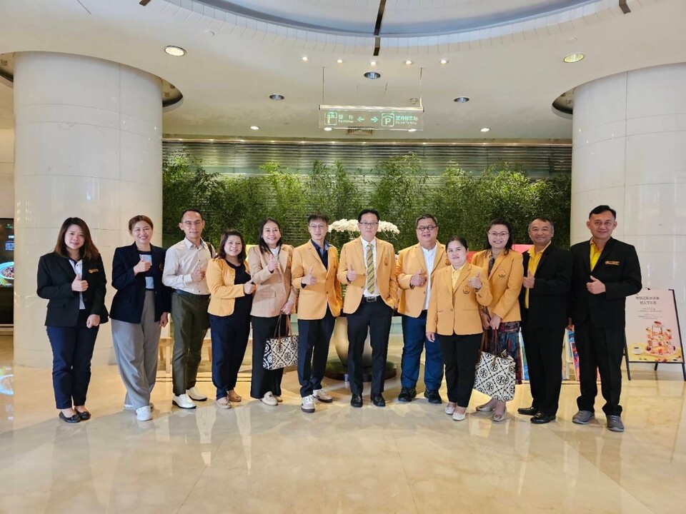 บริษัท ฉางอาน (CHANGAN) พร้อมทำความร่วมมือพัฒนาหลักสูตรด้าน EV และตั้งจัดศูนย์ฝึกอบรมด้าน EV ที่ ม.นครพนม (CHANGAN is ready to collaborate on developing EV curricula and establish an EV training center at Nakhon Phanom University.)