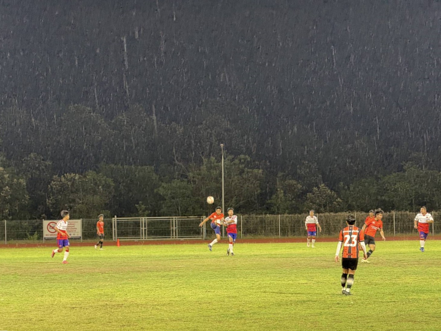 ม.นครพนม ทีมฟุตบอล NPU นครพนม ยูไนเต็ด ซักซ้อมการแข่งขันกีฬาฟุตบอลลีกสมัครเล่น รายการไทยแลนด์ เซมิโปร ลีก ฤดูกาล 2567/2568 เตรียมเยือนทีม จ.หนองบัวลำภู วันที่ 16 มีนาคม นี้